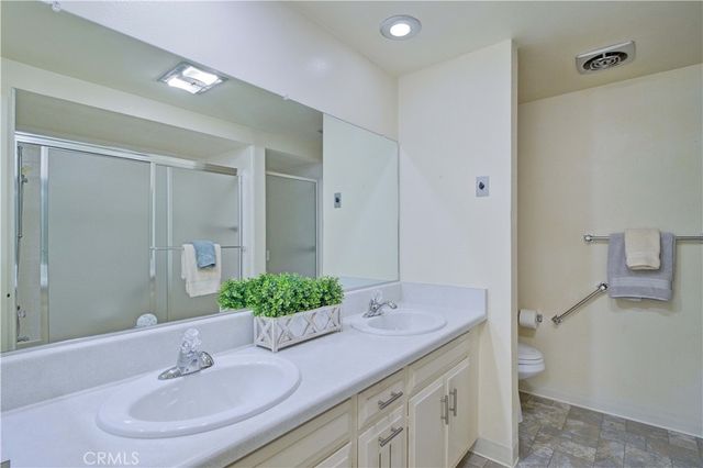 2015 Via Mariposa West B, Laguna Woods, CA 92637