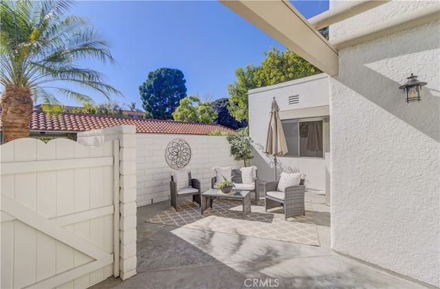 2015 Via Mariposa West B, Laguna Woods, CA 92637