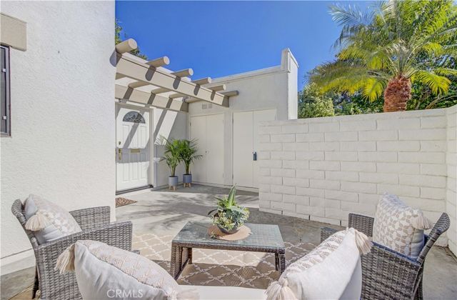 2015 Via Mariposa West B, Laguna Woods, CA 92637