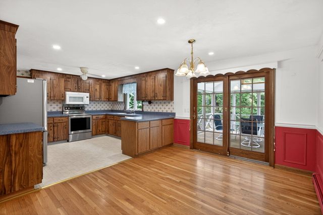 60 Sarah Maker Lane, Brewster, MA 02631