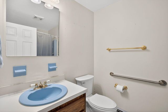 60 Sarah Maker Lane, Brewster, MA 02631
