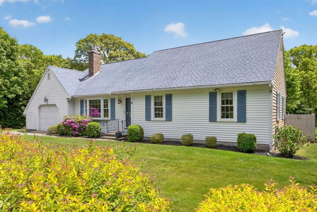 60 Sarah Maker Lane, Brewster, MA 02631