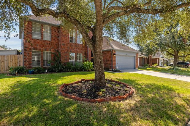 4335 Alysheba Lane, Friendswood, TX 77546