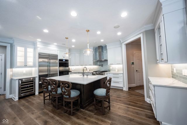 10565 Tremont Circle, Fishers, IN 46037