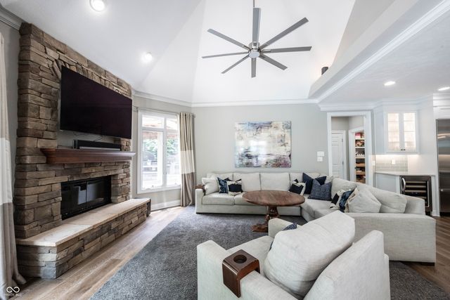 10565 Tremont Circle, Fishers, IN 46037
