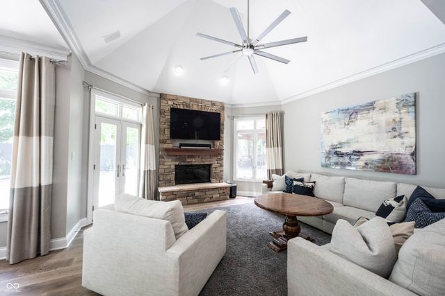 10565 Tremont Circle, Fishers, IN 46037