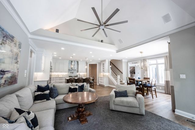 10565 Tremont Circle, Fishers, IN 46037