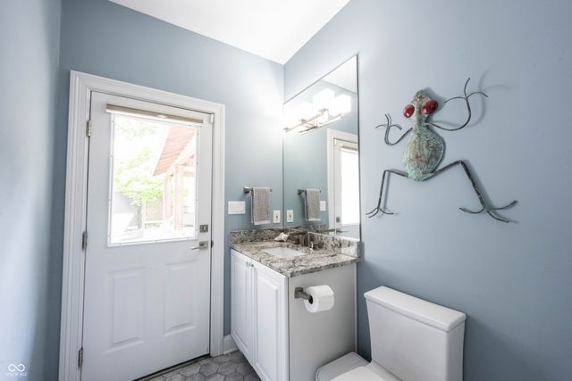 10565 Tremont Circle, Fishers, IN 46037