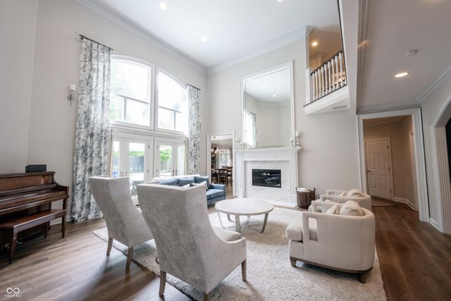 10565 Tremont Circle, Fishers, IN 46037