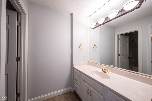 10565 Tremont Circle, Fishers, IN 46037