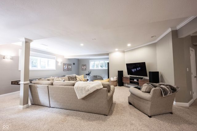 10565 Tremont Circle, Fishers, IN 46037