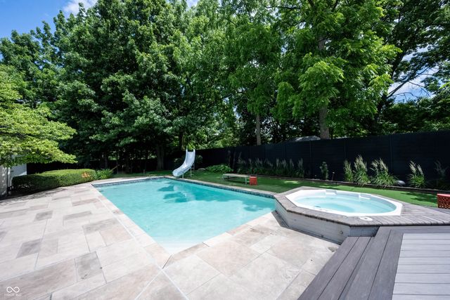 10565 Tremont Circle, Fishers, IN 46037