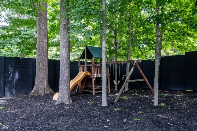 10565 Tremont Circle, Fishers, IN 46037