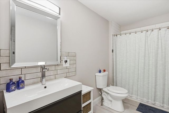 189 Shirley 2, Winthrop, MA 02152