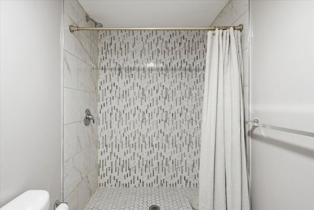 189 Shirley 2, Winthrop, MA 02152
