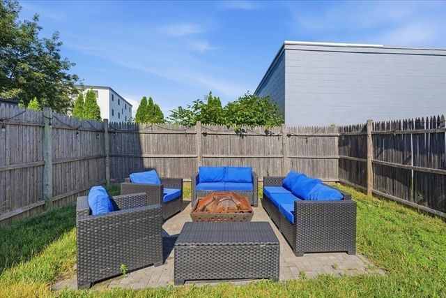 189 Shirley 2, Winthrop, MA 02152