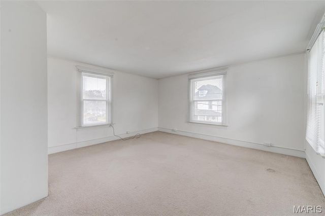 909 Madison Street, St Charles, MO 63301