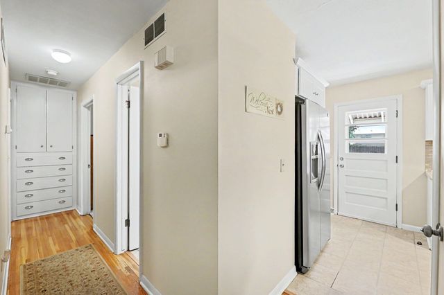 2227 W Southgate, Wichita, KS 67217