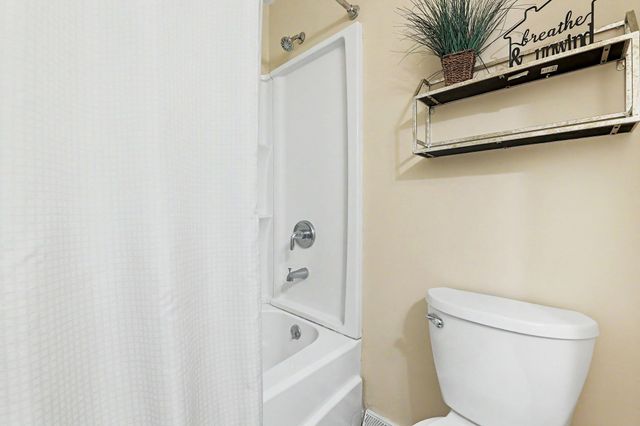2227 W Southgate, Wichita, KS 67217