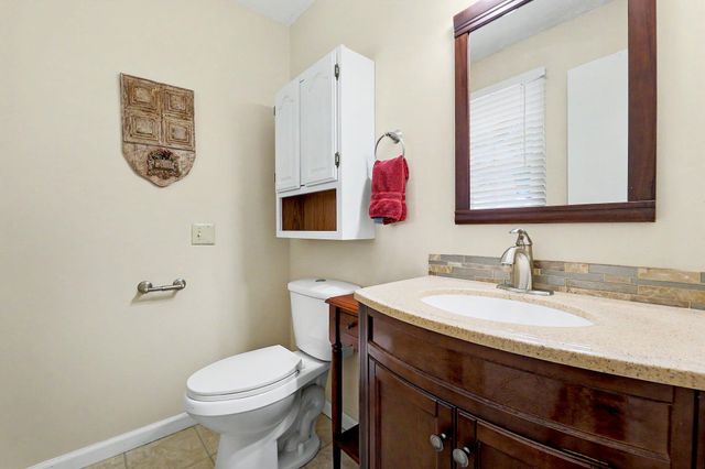 2227 W Southgate, Wichita, KS 67217