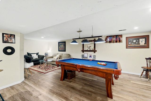 2227 W Southgate, Wichita, KS 67217