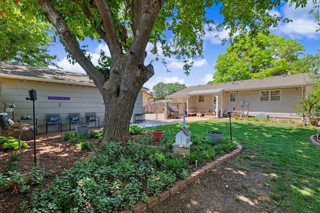 2227 W Southgate, Wichita, KS 67217