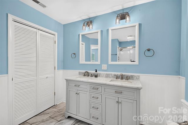 10724 Kingsview Drive, Davidson, NC 28036