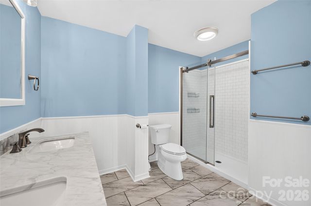 10724 Kingsview Drive, Davidson, NC 28036