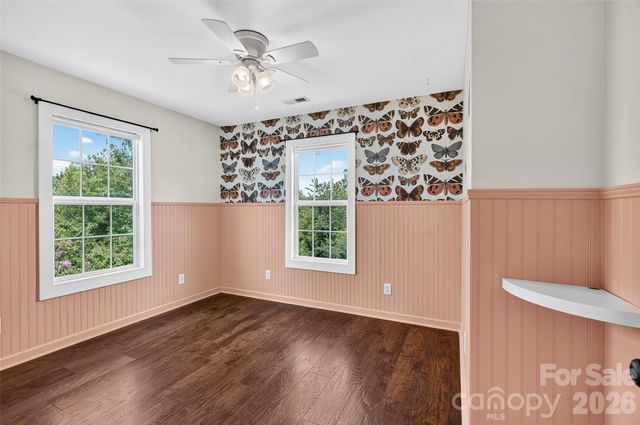 10724 Kingsview Drive, Davidson, NC 28036