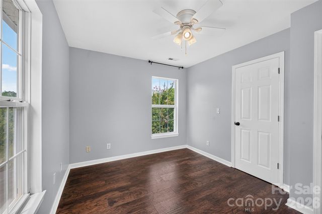 10724 Kingsview Drive, Davidson, NC 28036
