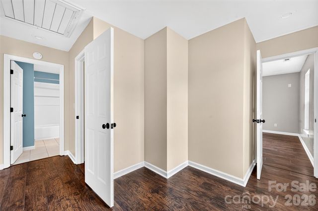 10724 Kingsview Drive, Davidson, NC 28036