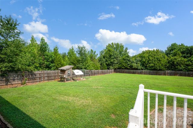 10724 Kingsview Drive, Davidson, NC 28036
