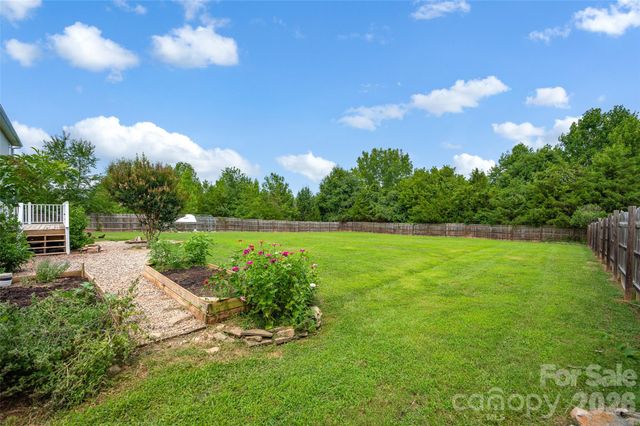 10724 Kingsview Drive, Davidson, NC 28036