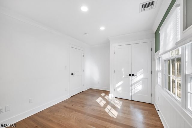 63 Park Ave, Wyckoff Twp., NJ 07481