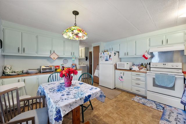 209 CR 190, Streetman, TX 75859