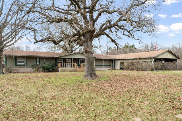 209 CR 190, Streetman, TX 75859