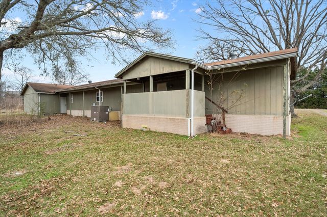 209 CR 190, Streetman, TX 75859