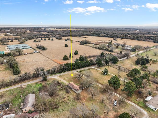 209 CR 190, Streetman, TX 75859