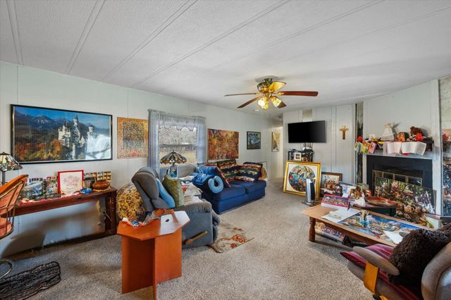 209 CR 190, Streetman, TX 75859