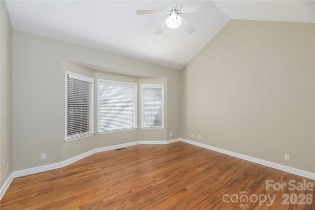 64 Pinnacle Point, Asheville, NC 28805