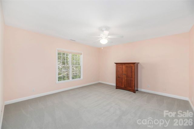 64 Pinnacle Point, Asheville, NC 28805