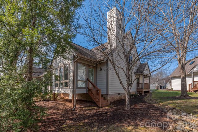 64 Pinnacle Point, Asheville, NC 28805