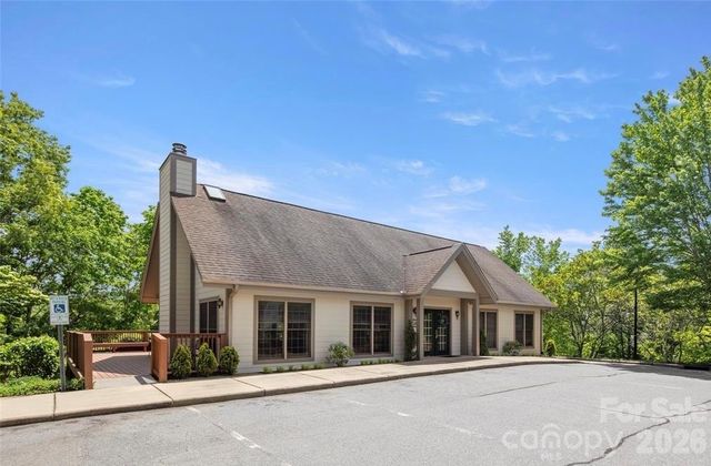 64 Pinnacle Point, Asheville, NC 28805