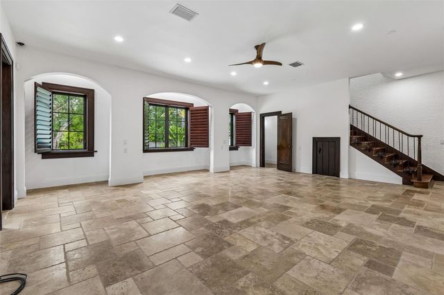 2603 S PARKVIEW STREET, Tampa, FL 33629