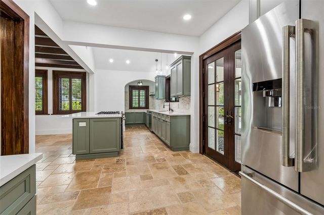 2603 S PARKVIEW STREET, Tampa, FL 33629