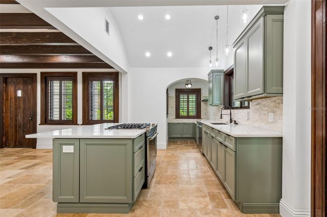 2603 S PARKVIEW STREET, Tampa, FL 33629