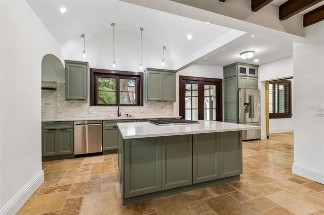 2603 S PARKVIEW STREET, Tampa, FL 33629