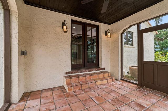 2603 S PARKVIEW STREET, Tampa, FL 33629