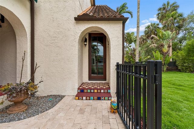 2603 S PARKVIEW STREET, Tampa, FL 33629