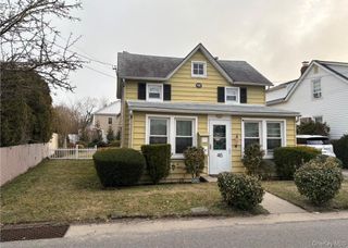 46 Cedar Street, Amityville, NY 11701